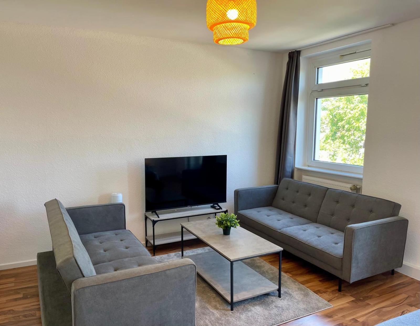 Raha Apartments - Ihr Komfortables Zuhause - Garten - Vollausstattung - Balkon - Parkplatz 卡塞尔 外观 照片